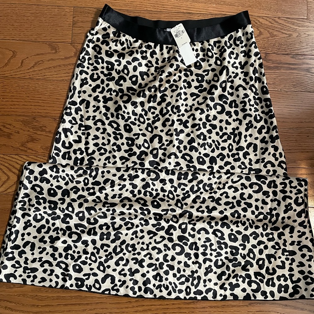 Victoria’s Secret Pink leopard slip(skirt):